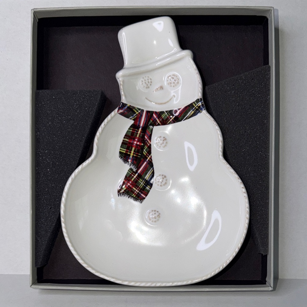 Berry & Thread White Snowman Plate with Plaid Scarf by Juliska Original Box